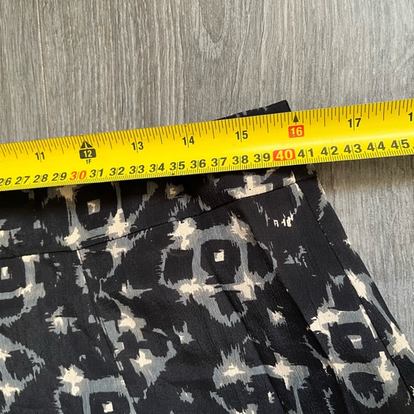 TOAST Black Patterned A-Line Below Knee Skirt UK 12 - Picture 8 of 8